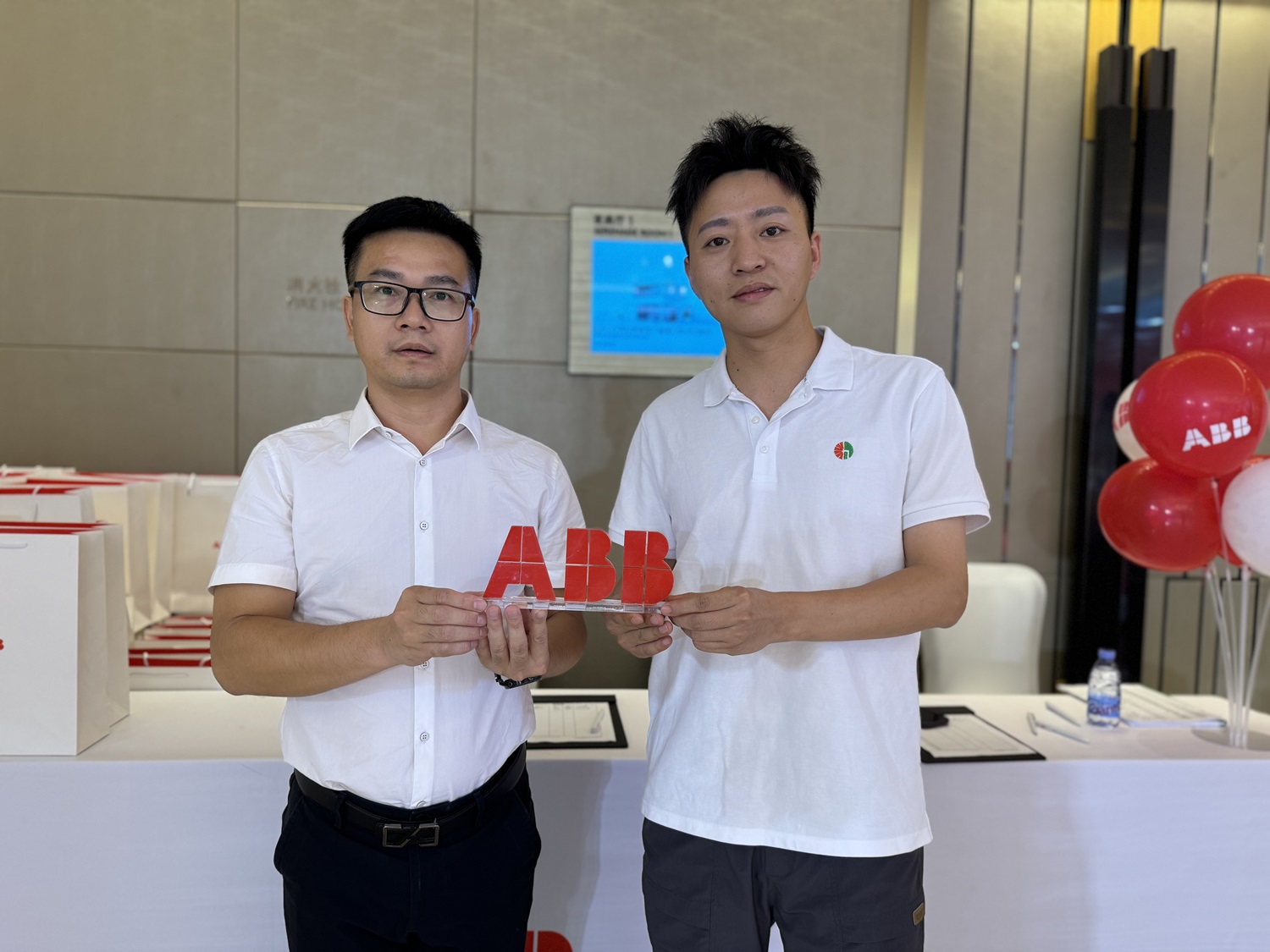 桦熙绿能携手ABB，共探绿色节能新纪元